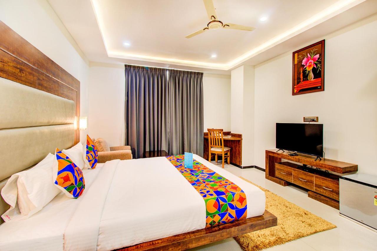 Fabhotel The Royal Suites - Nr Gopalan Innovation Mall بنغالور المظهر الخارجي الصورة
