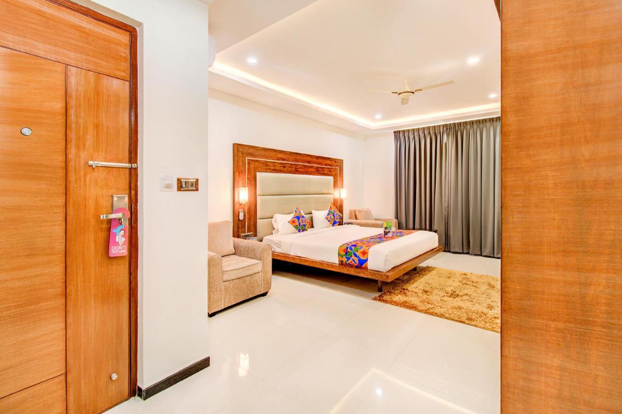 Fabhotel The Royal Suites - Nr Gopalan Innovation Mall بنغالور المظهر الخارجي الصورة