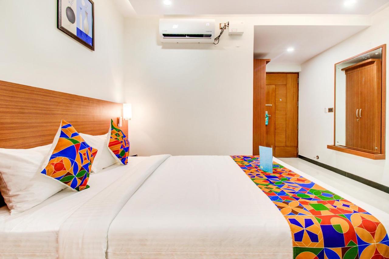 Fabhotel The Royal Suites - Nr Gopalan Innovation Mall بنغالور المظهر الخارجي الصورة
