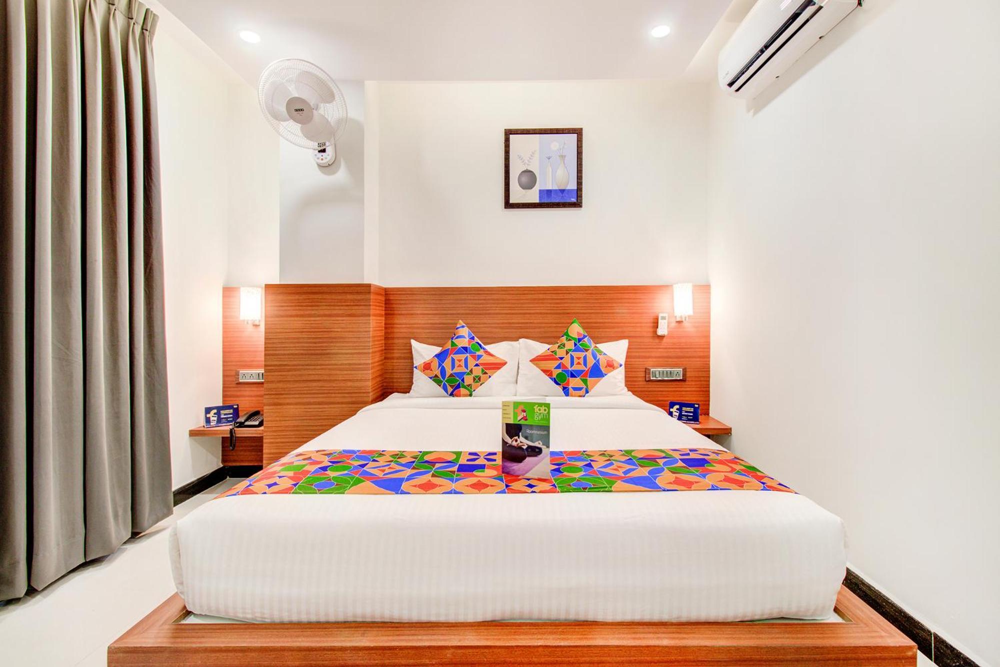 Fabhotel The Royal Suites - Nr Gopalan Innovation Mall بنغالور المظهر الخارجي الصورة