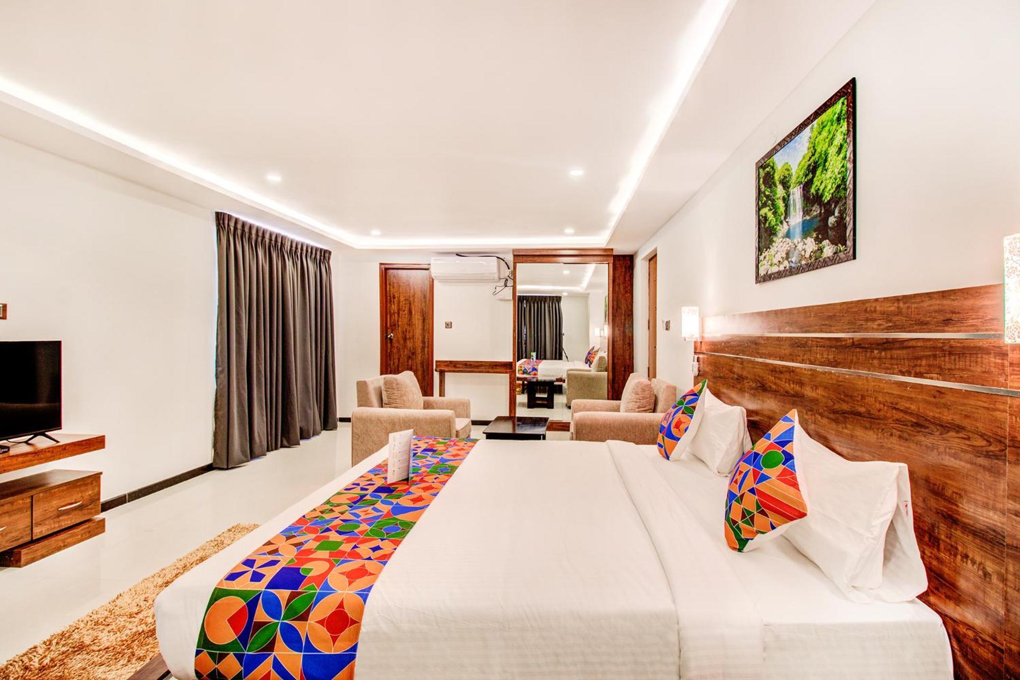 Fabhotel The Royal Suites - Nr Gopalan Innovation Mall بنغالور المظهر الخارجي الصورة