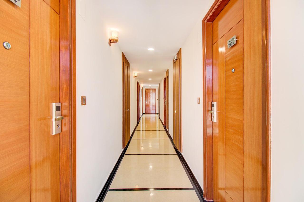 Fabhotel The Royal Suites - Nr Gopalan Innovation Mall بنغالور المظهر الخارجي الصورة